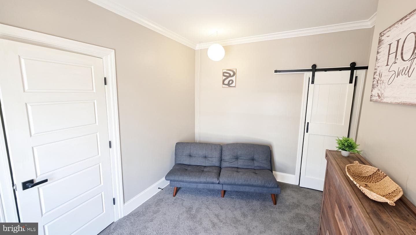 1307 Glyndon Avenue photo 9