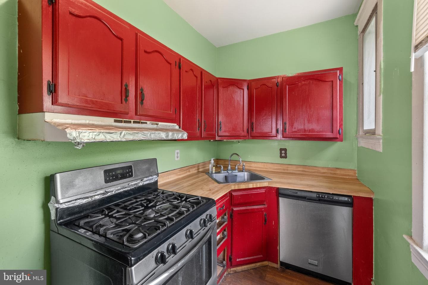 4208 Willshire Avenue photo 14