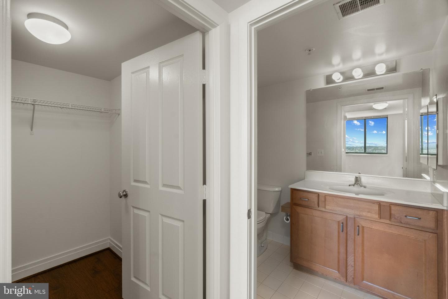 414 Water Street #1812 photo 24