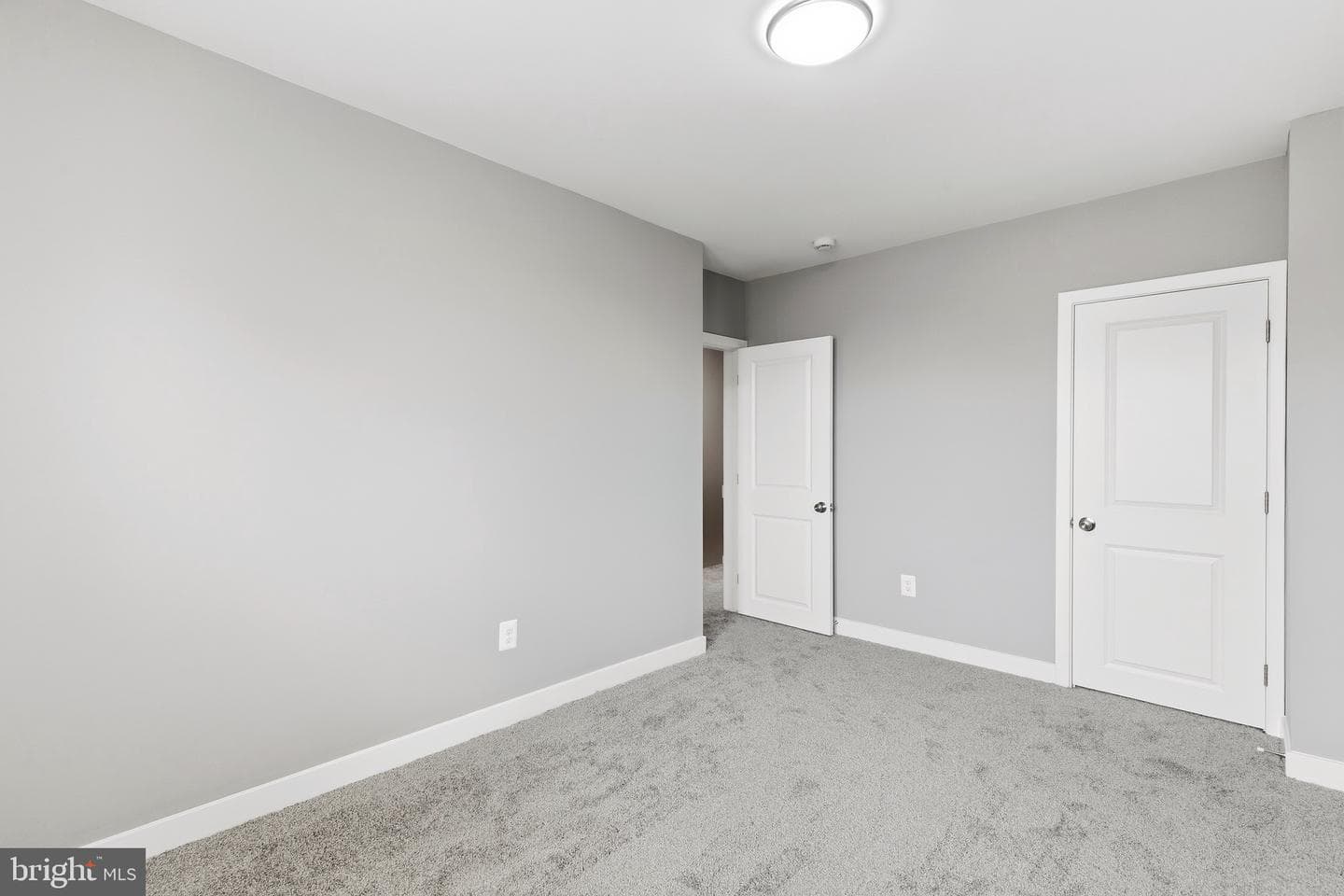 1411 Kenhill Avenue photo 22