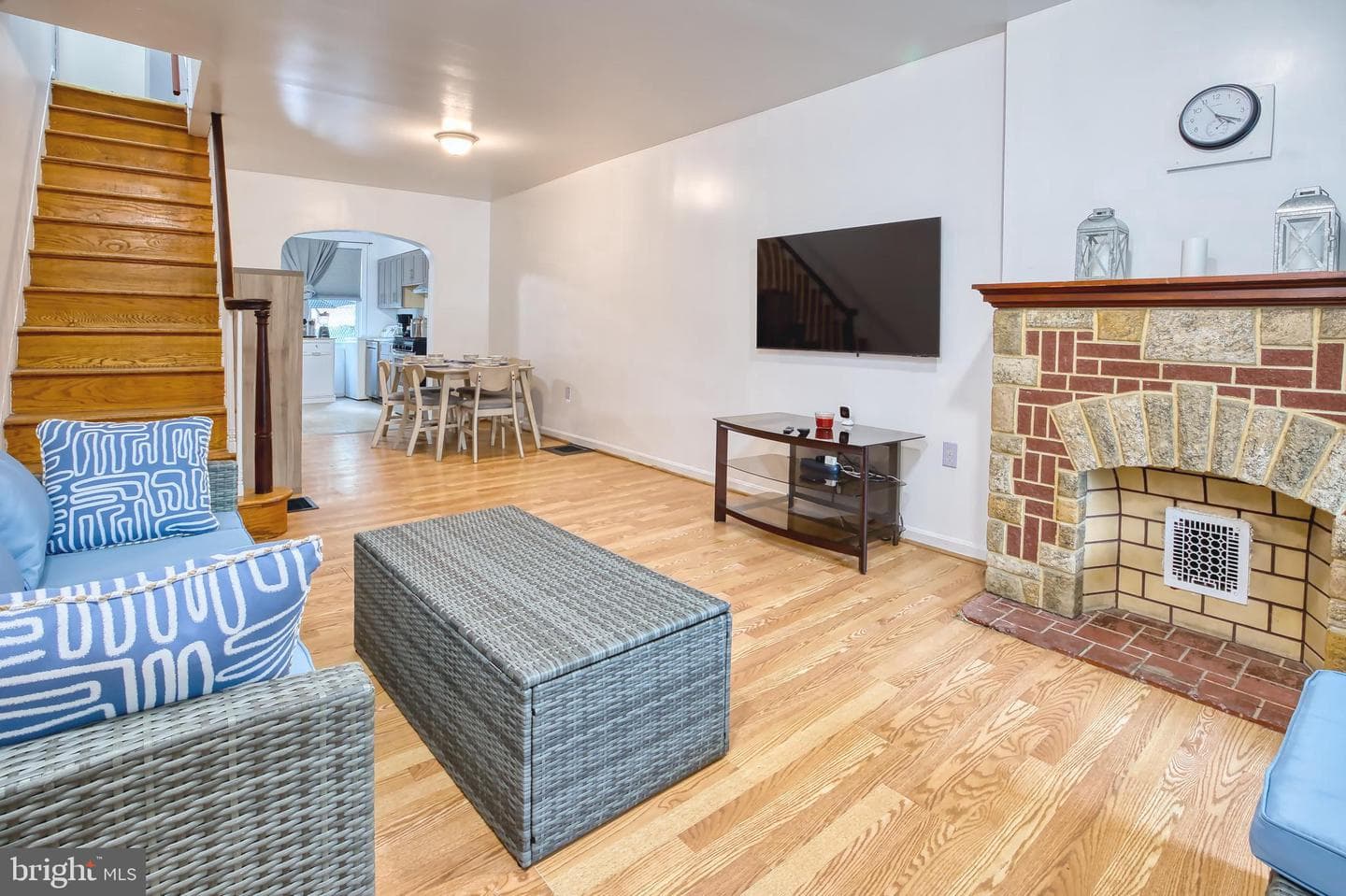 2471 Druid Hill Avenue photo 4
