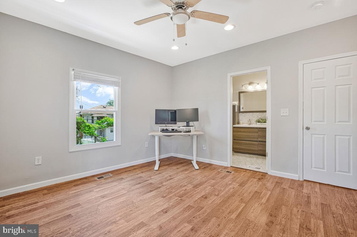 2913 Chelsea Terrace photo 23
