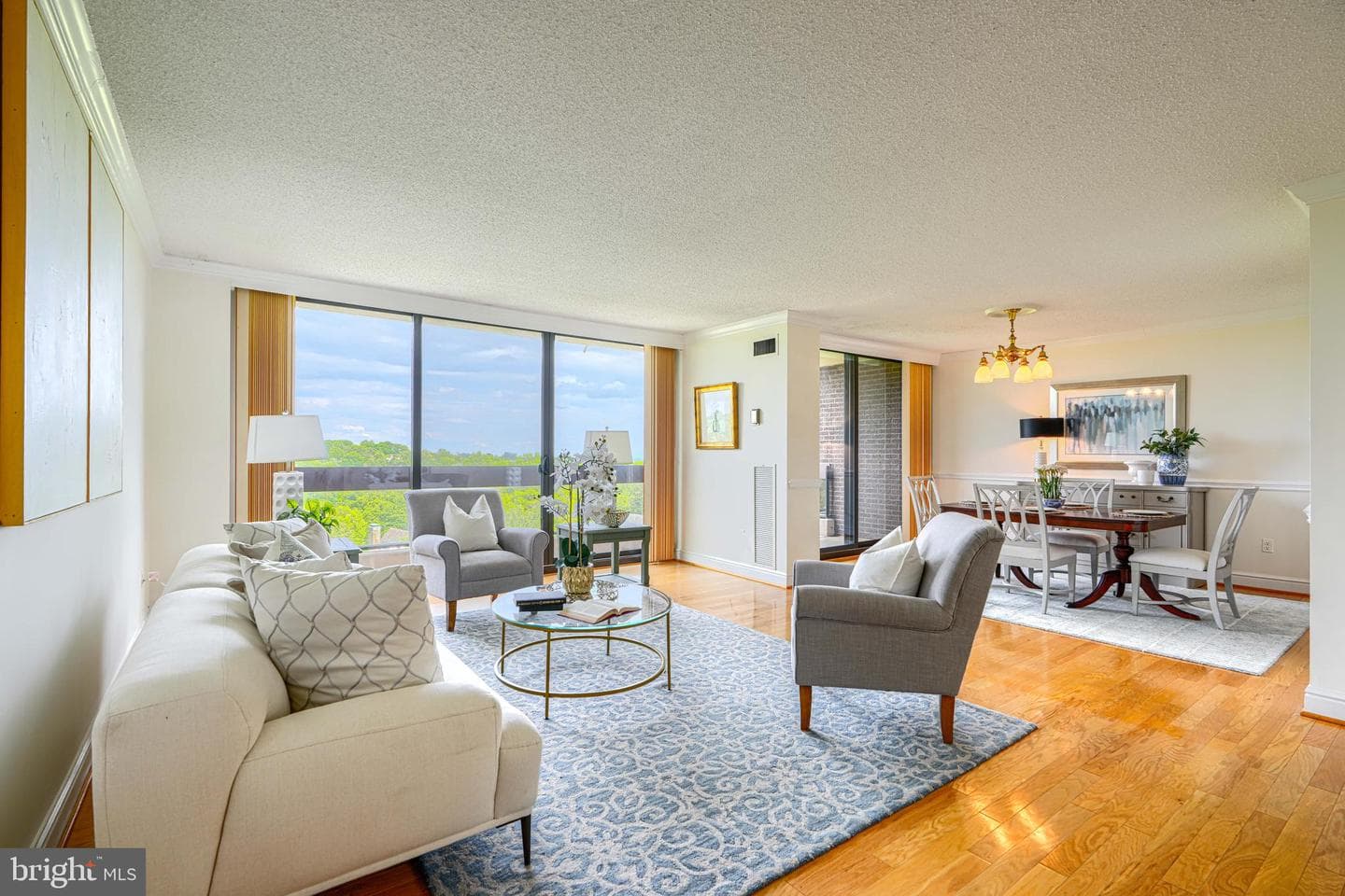 4100 Charles Street N #1010 photo 2
