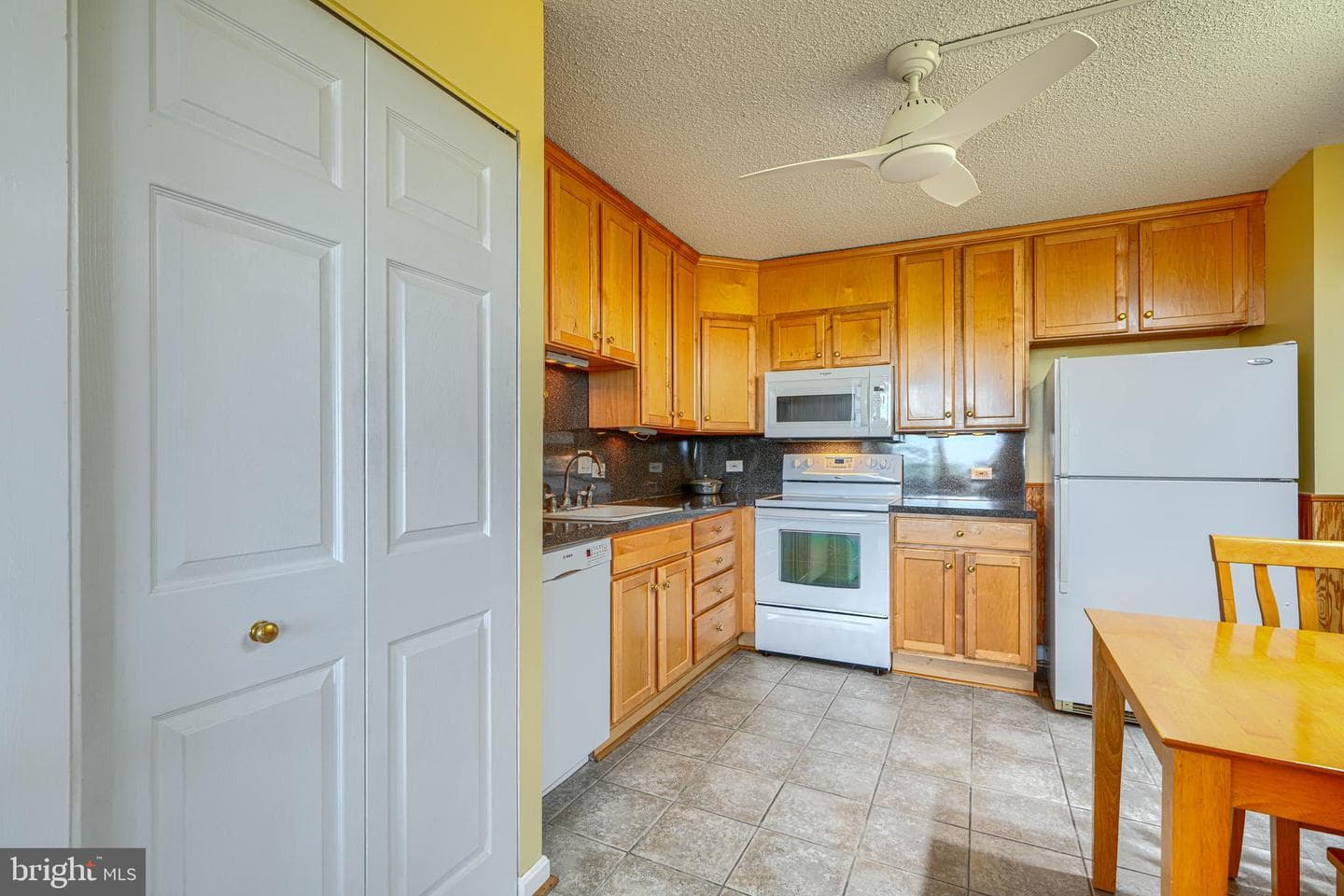 4100 Charles Street N #1010 photo 29
