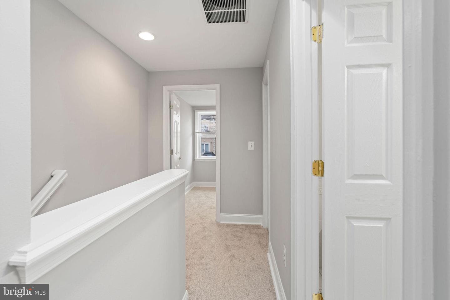 1109 S Baylis Street S photo 27