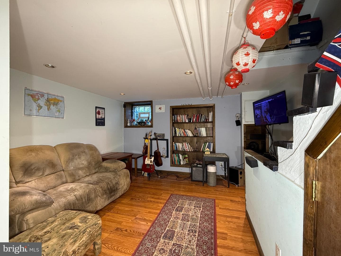 1338 W 37th St photo 26
