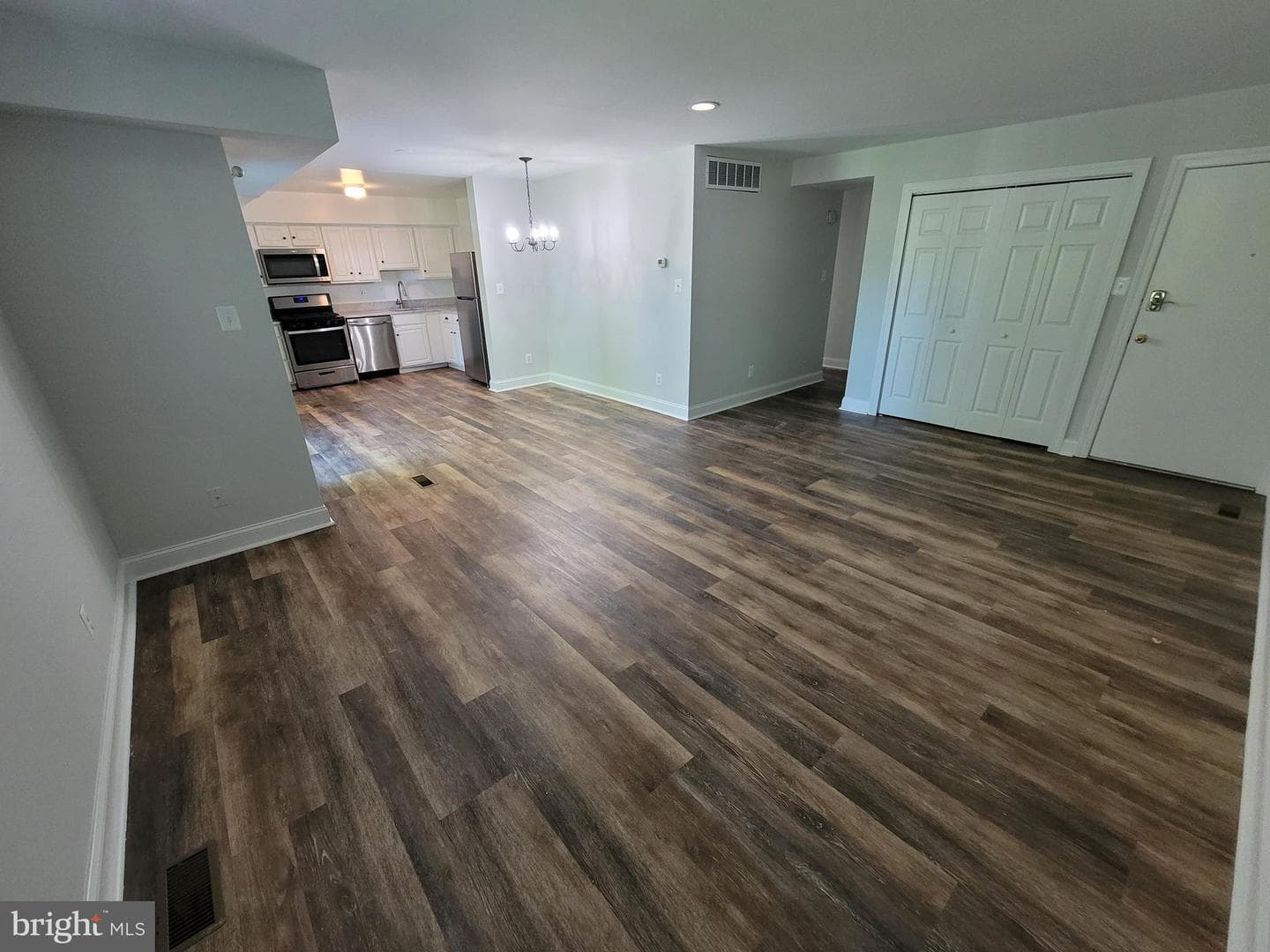367 Homeland Southway # 1B photo 3