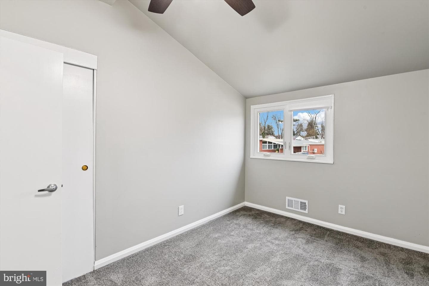 3309 Olympia Avenue photo 46