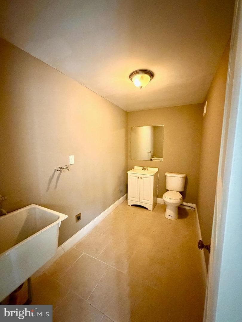639 S Conkling Street photo 39
