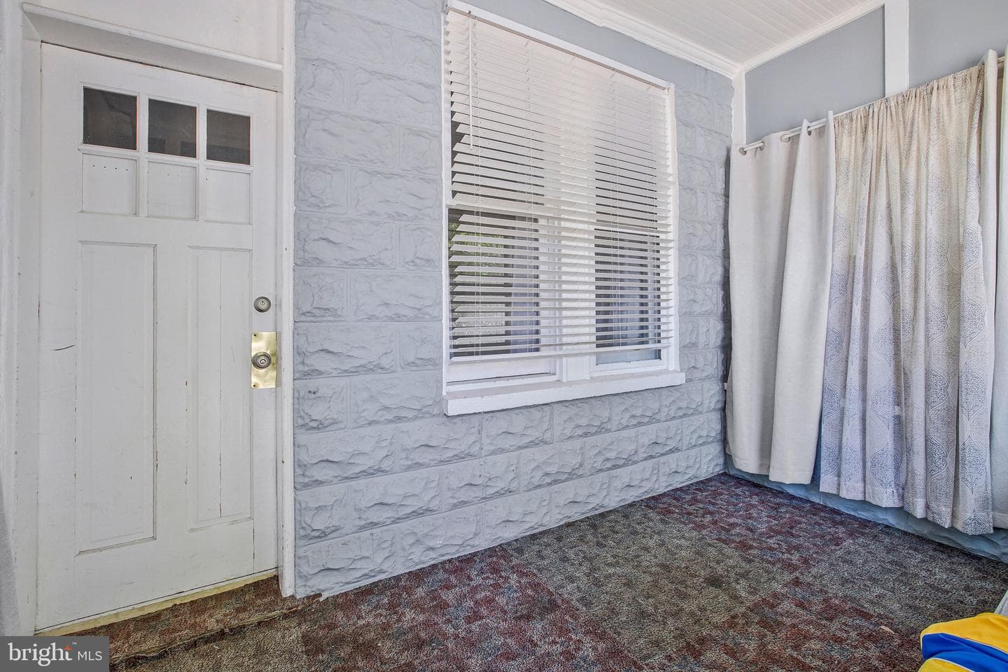 3541 5th Street photo 3