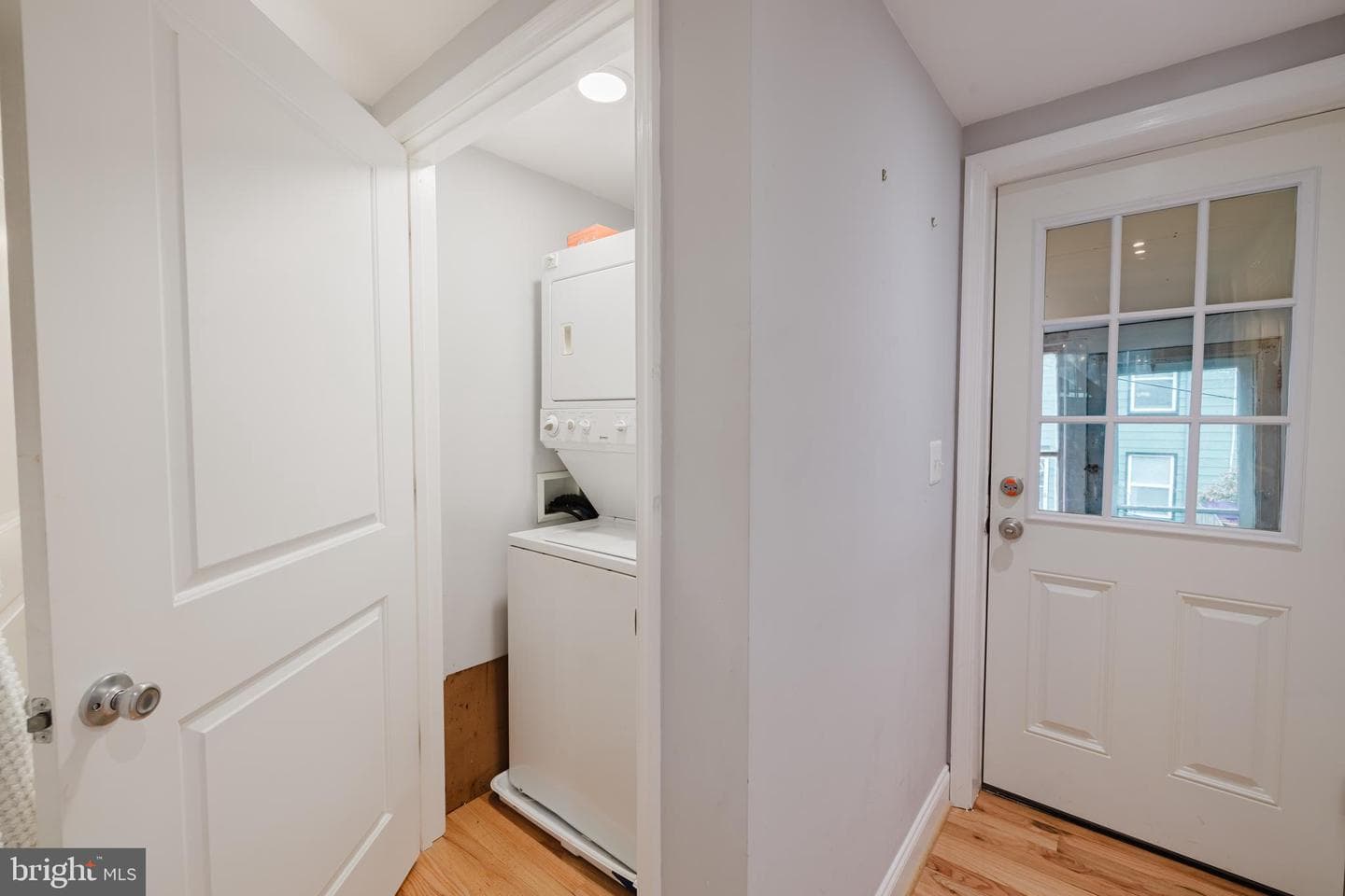 3804 Falls Road photo 8