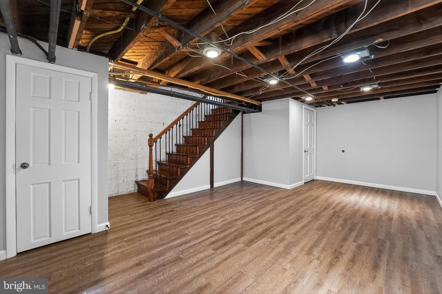 1018 W 43rd Street photo 25
