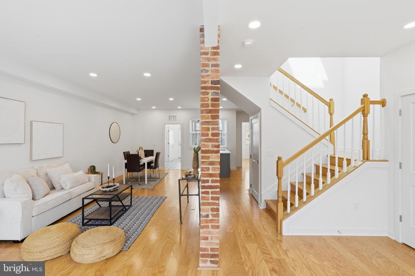 710 Mura Street photo 6