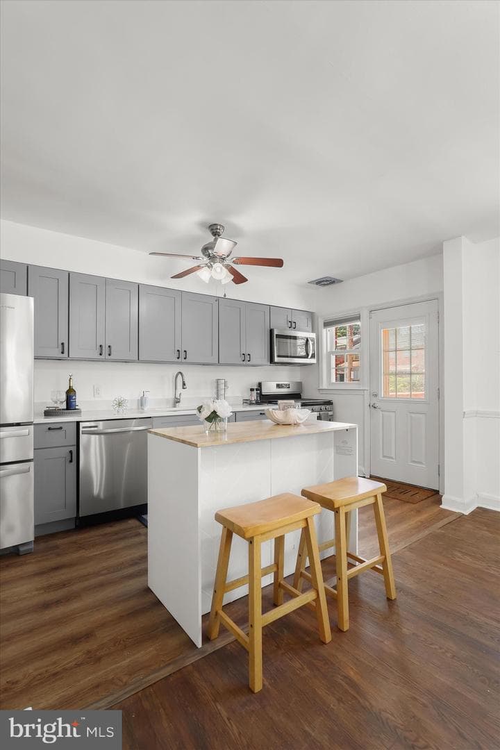 6022 Loch Raven Boulevard photo 17
