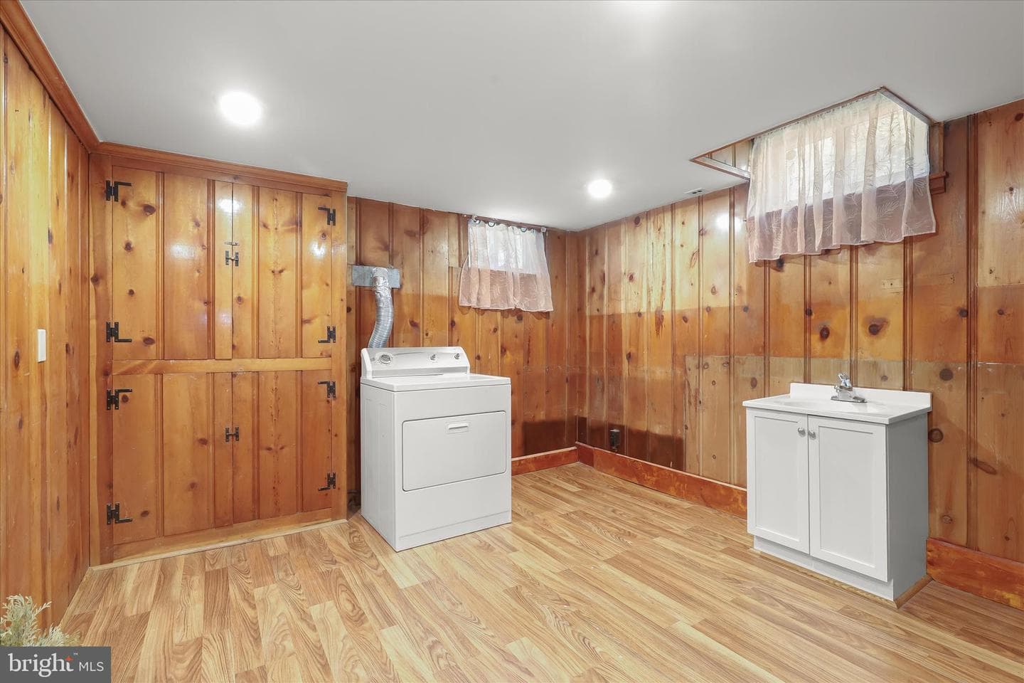 6022 Loch Raven Boulevard photo 38