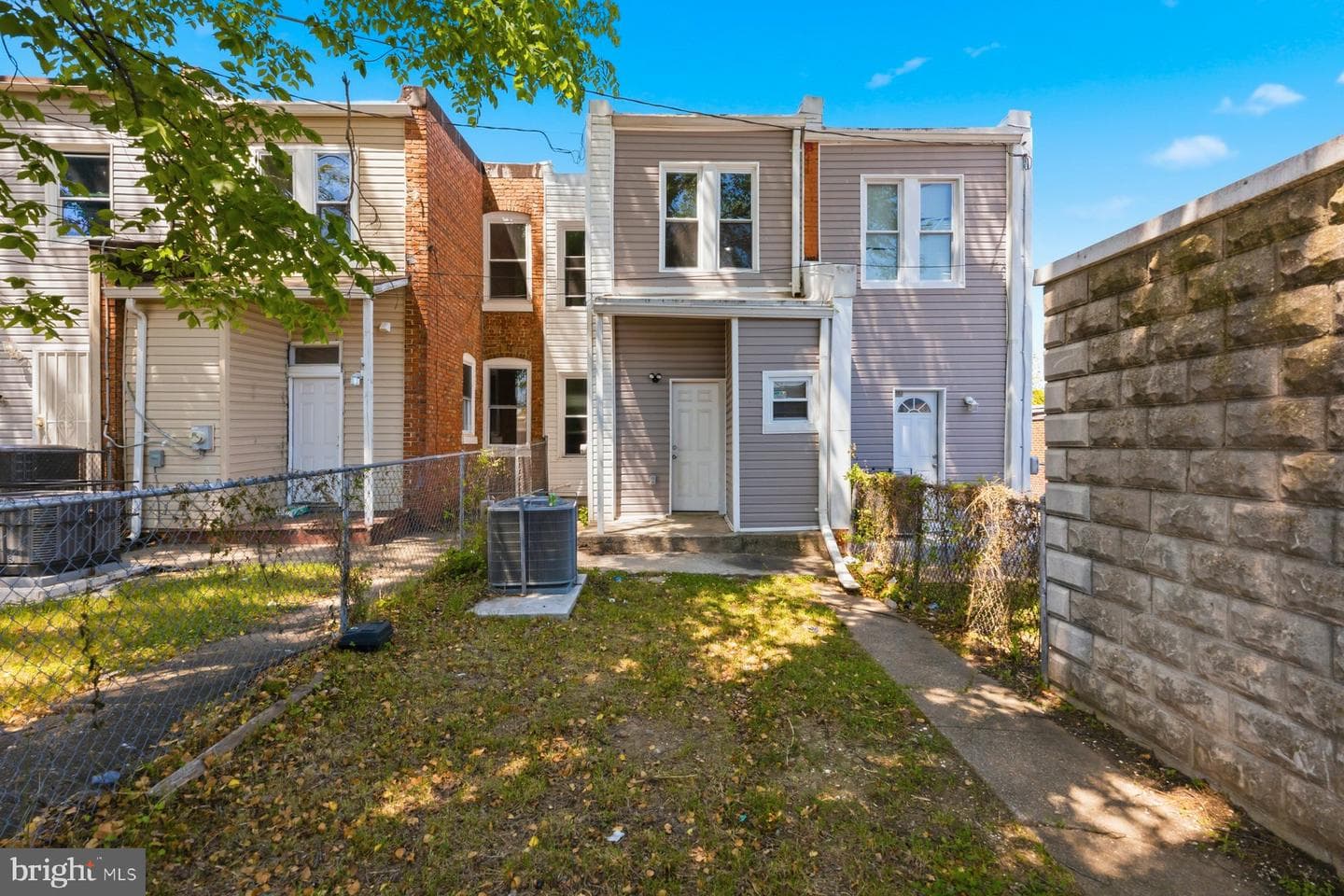 2215 Riggs Avenue photo 24