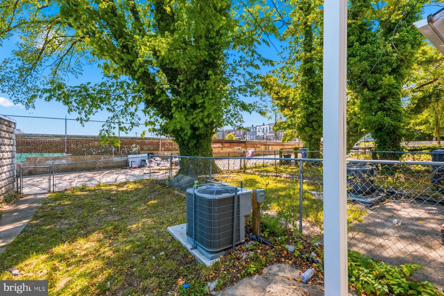 2215 Riggs Avenue photo 25