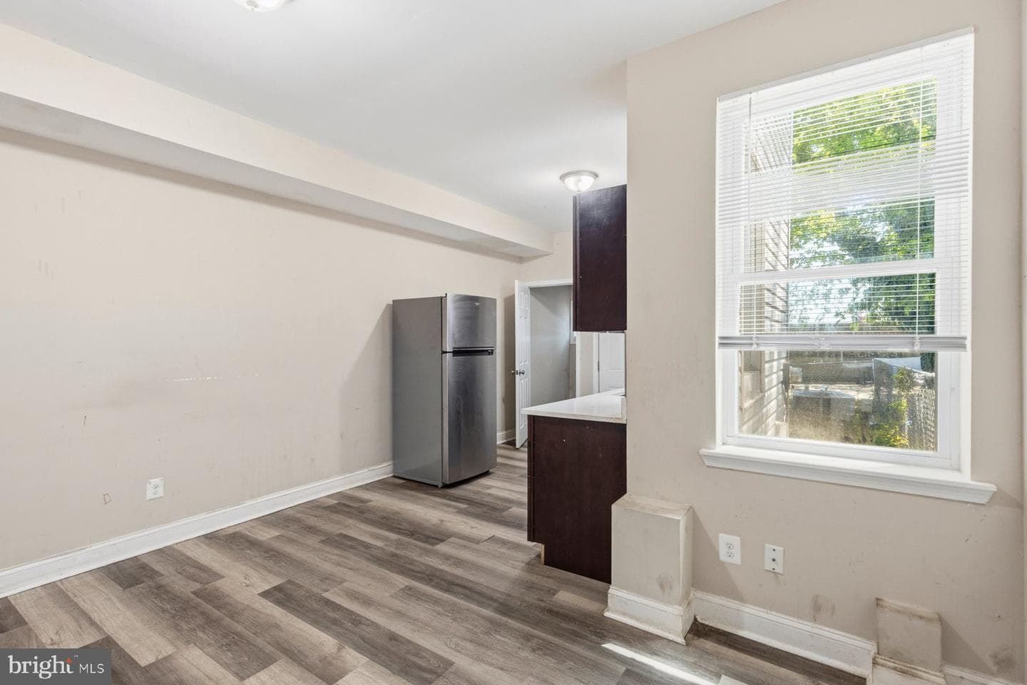 2215 Riggs Avenue photo 4