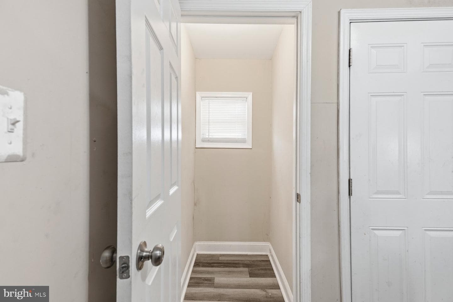 2215 Riggs Avenue photo 9