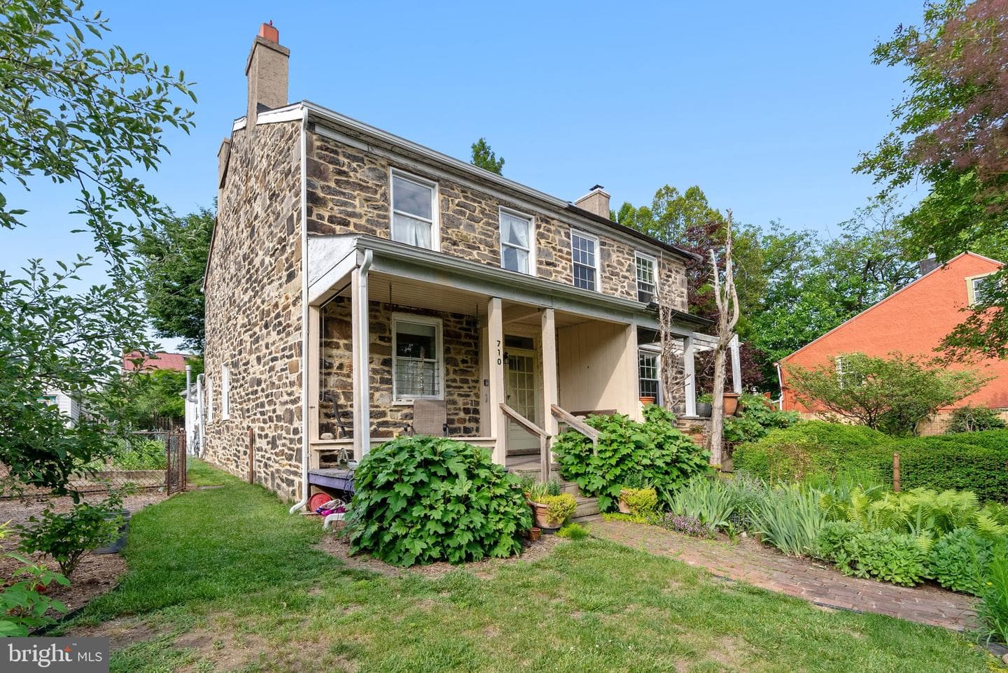 710 Puritan Street photo 3