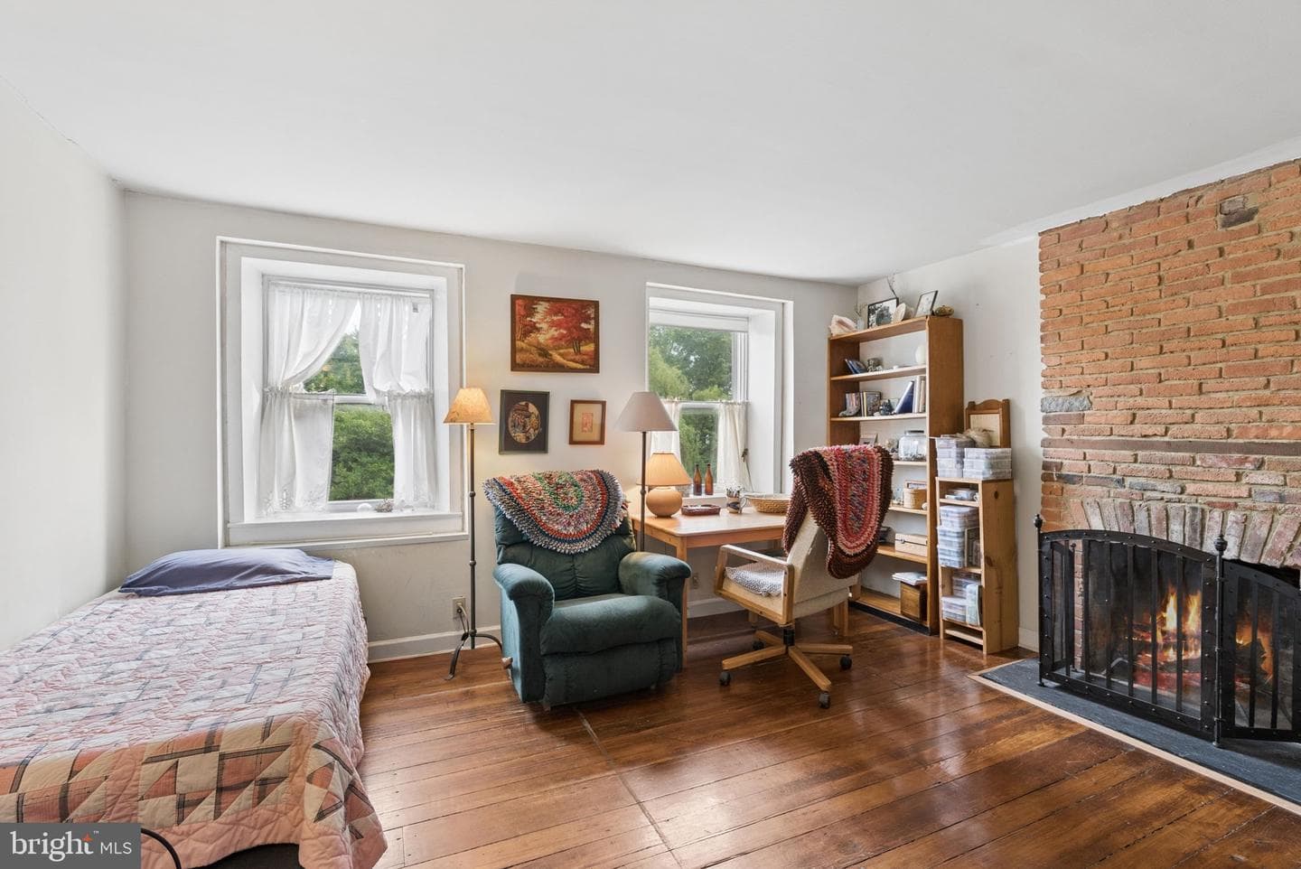 710 Puritan Street photo 32