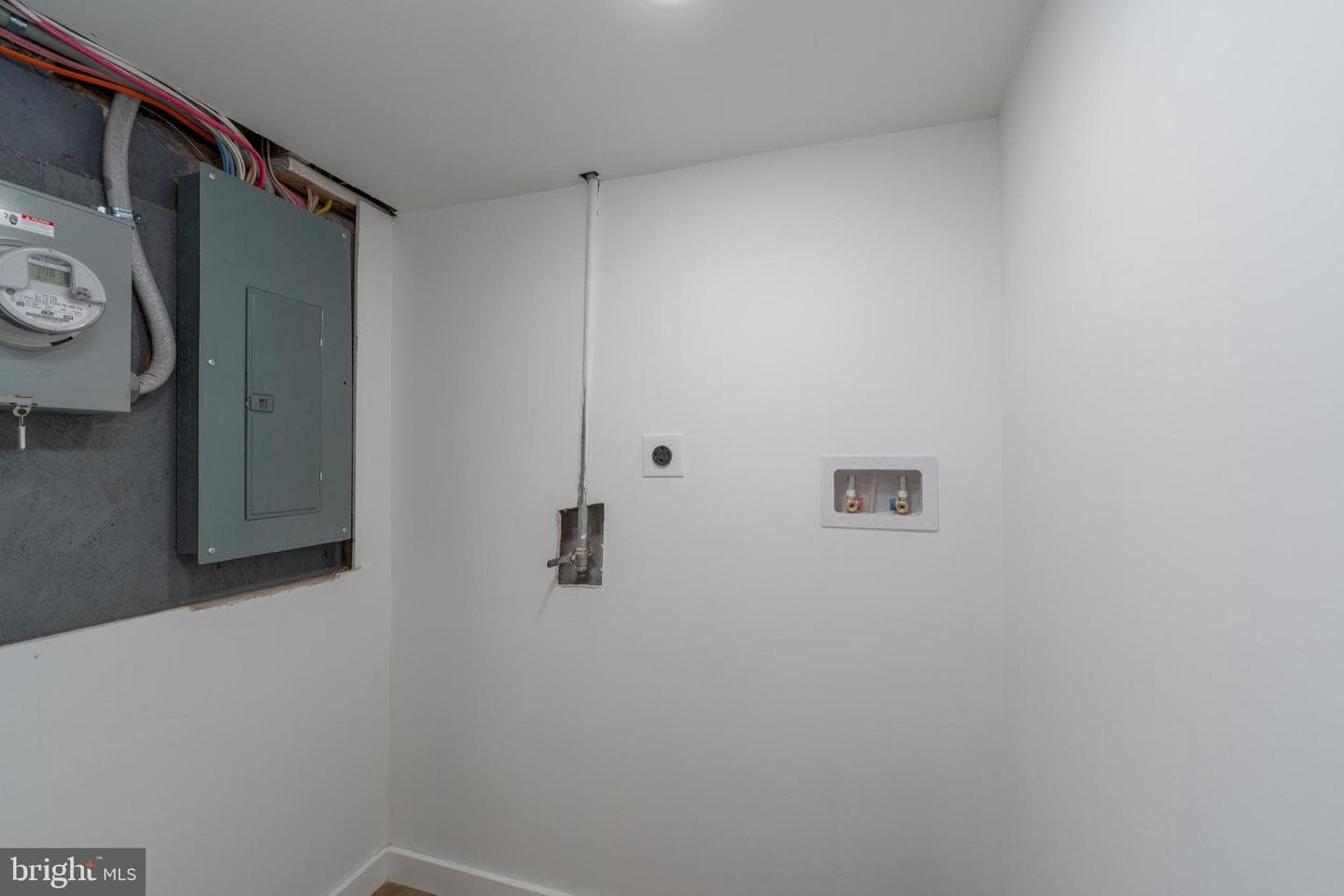 818 Mount Holly St photo 29