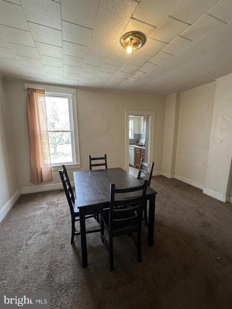 439 N East Avenue photo 5