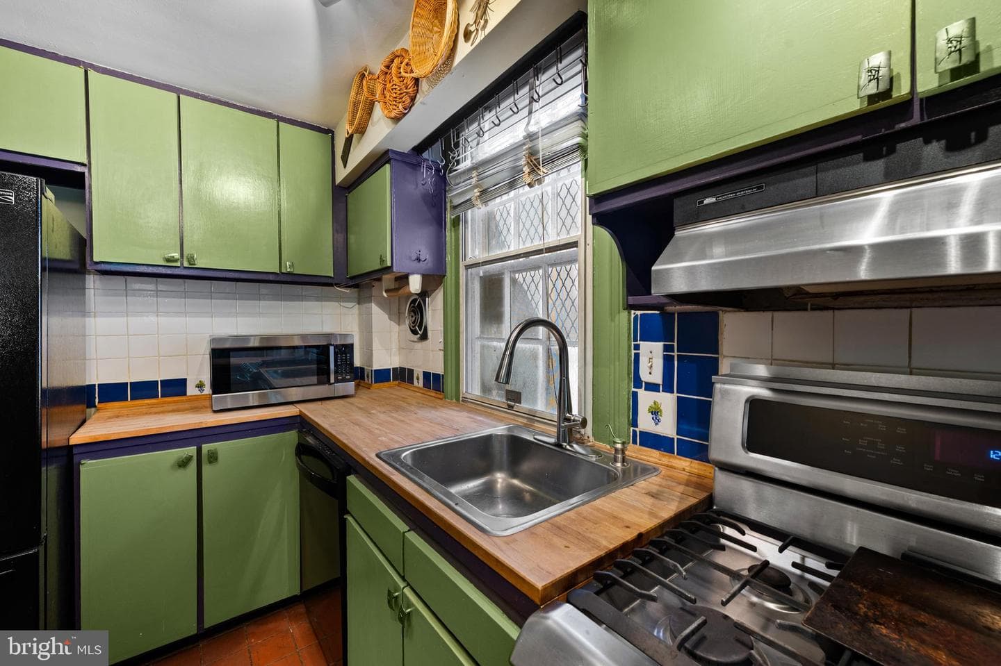 1211 Bolton Street photo 26