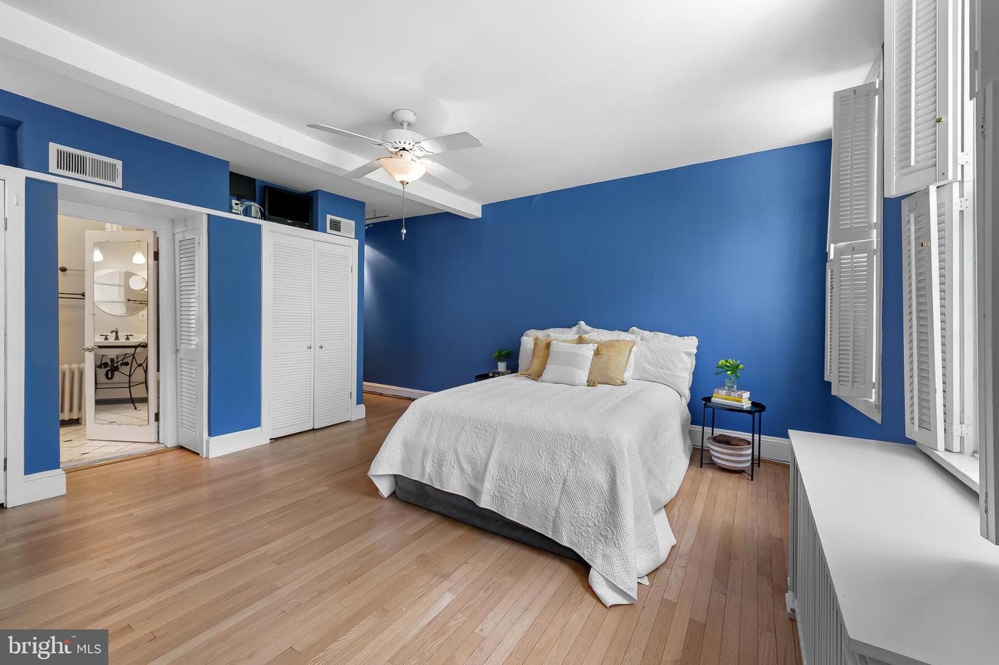 1211 Bolton Street photo 37