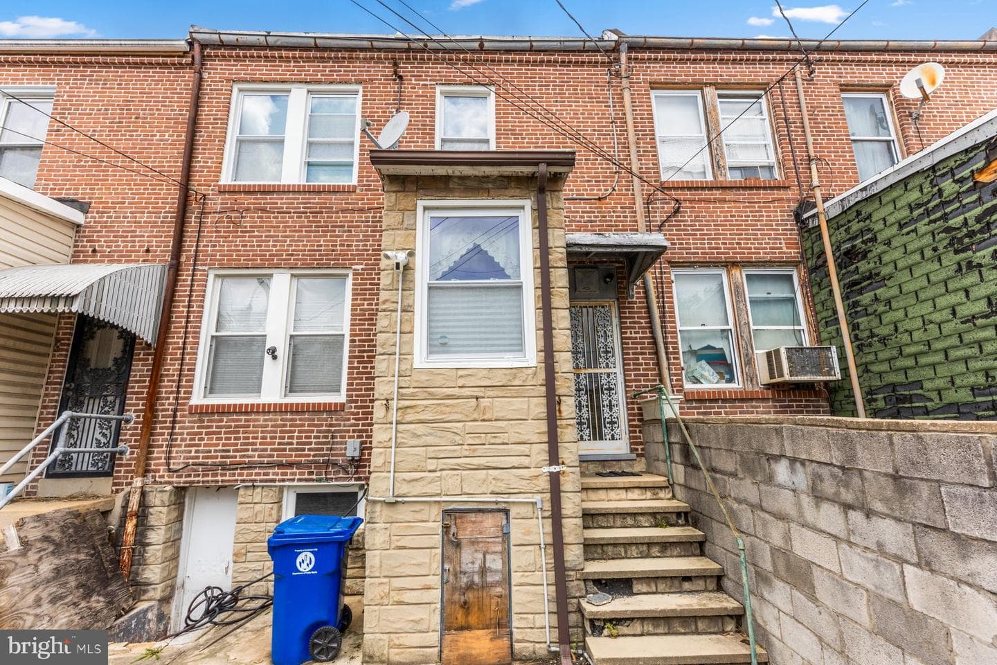 1615 E 31st Street photo 17