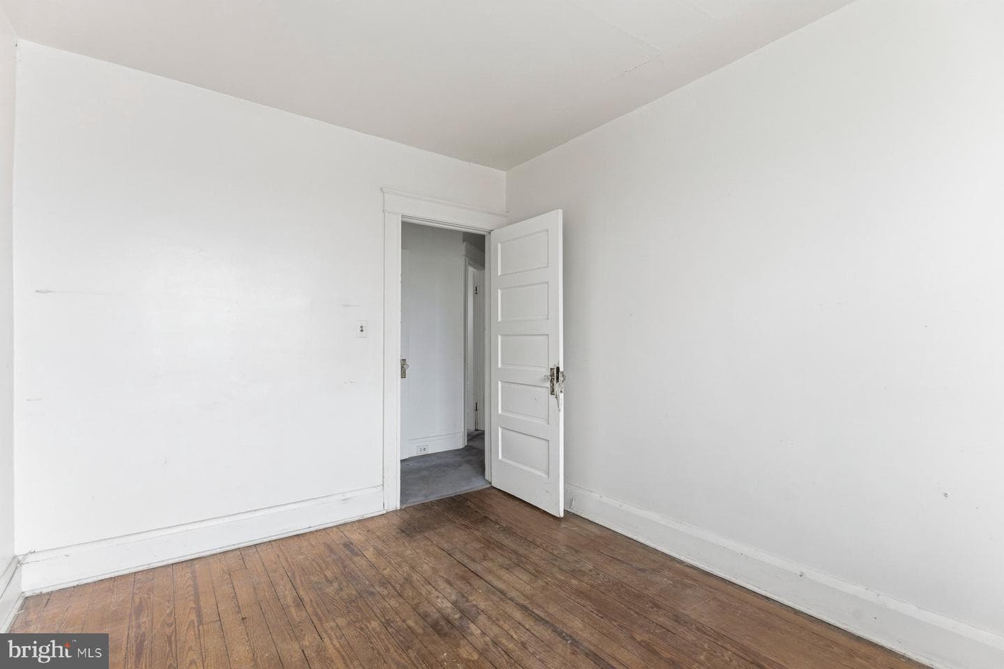 1615 E 31st Street photo 25