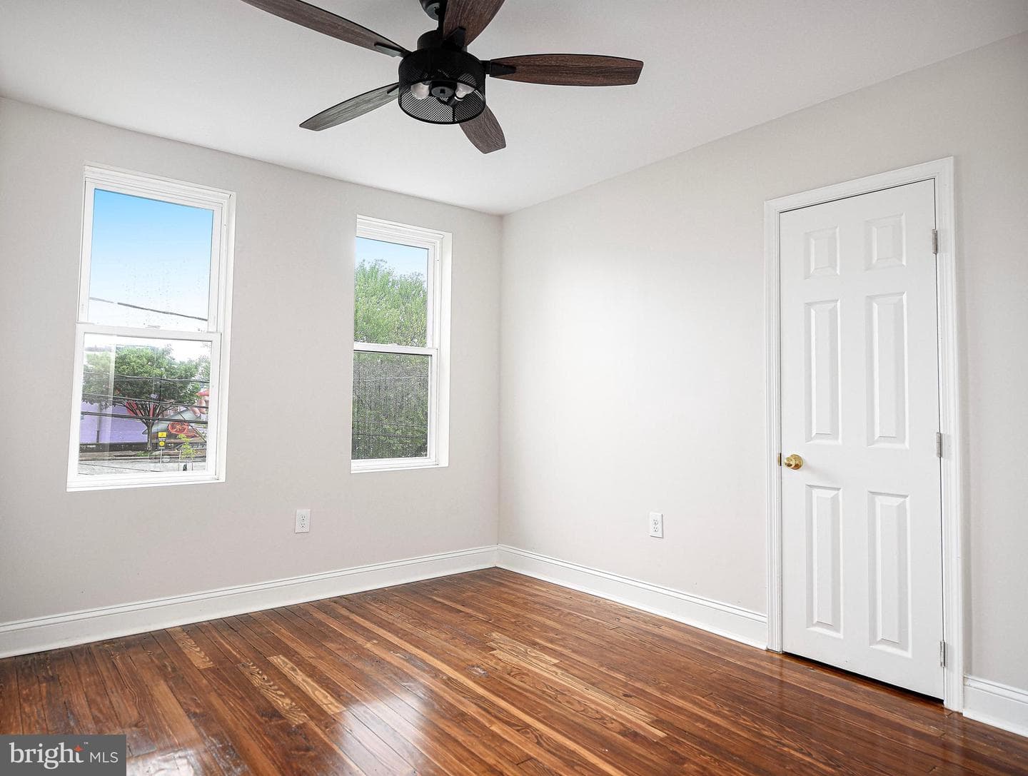 422 Ilchester Avenue photo 23