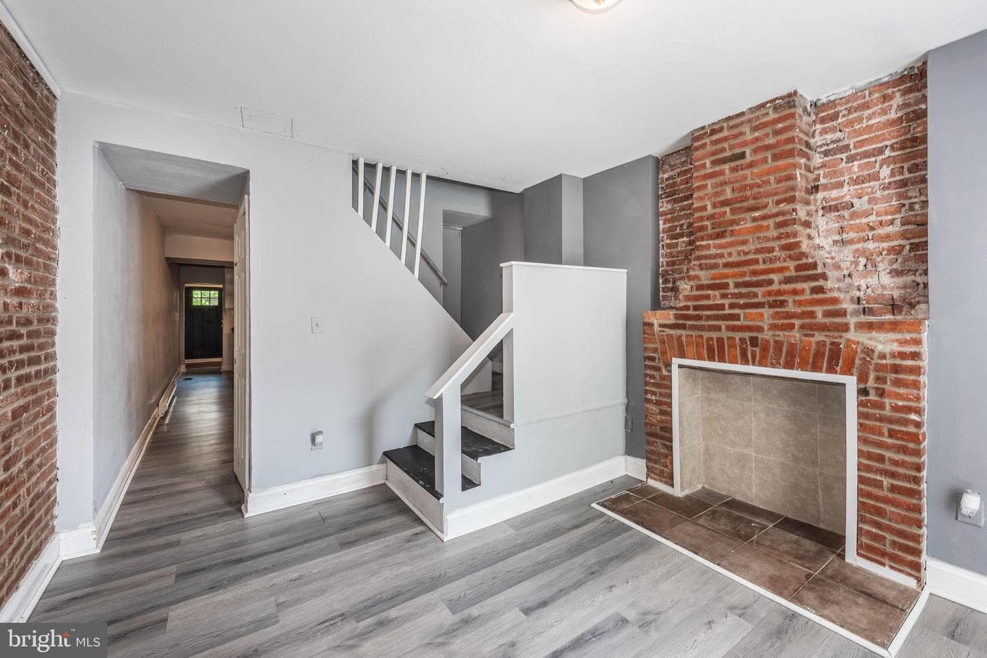 1124 Washington Boulevard photo 2