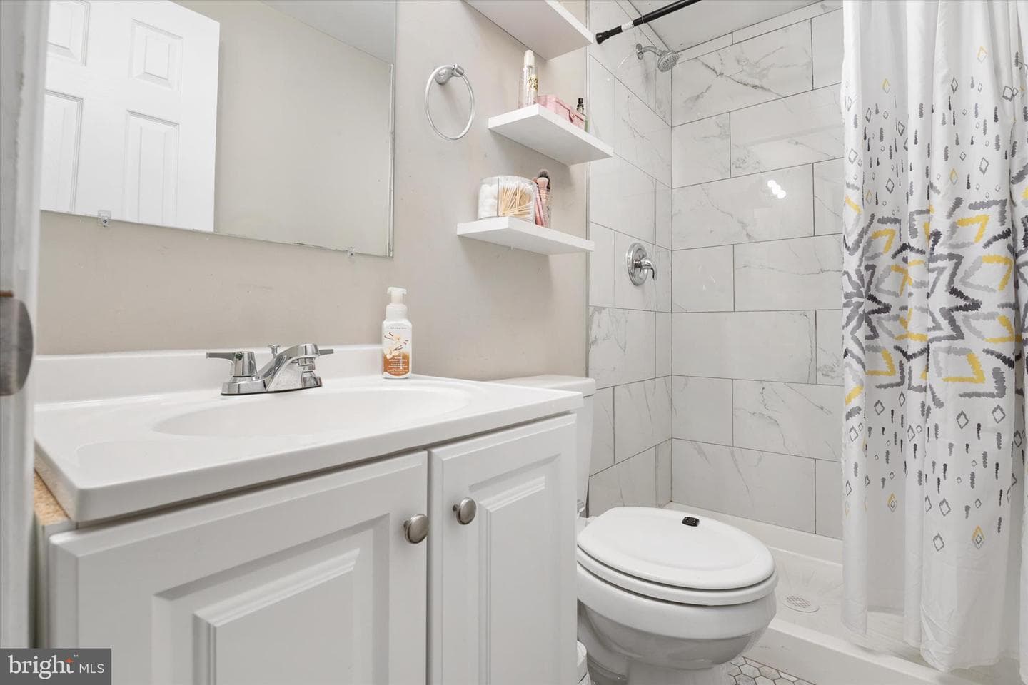 1218 Sargeant Street photo 21