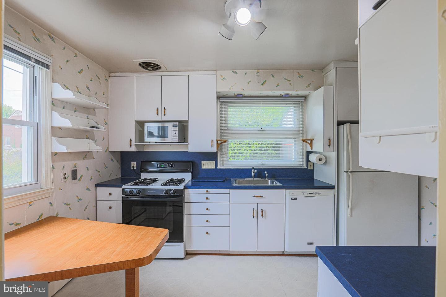 3106 Labyrinth Road photo 19