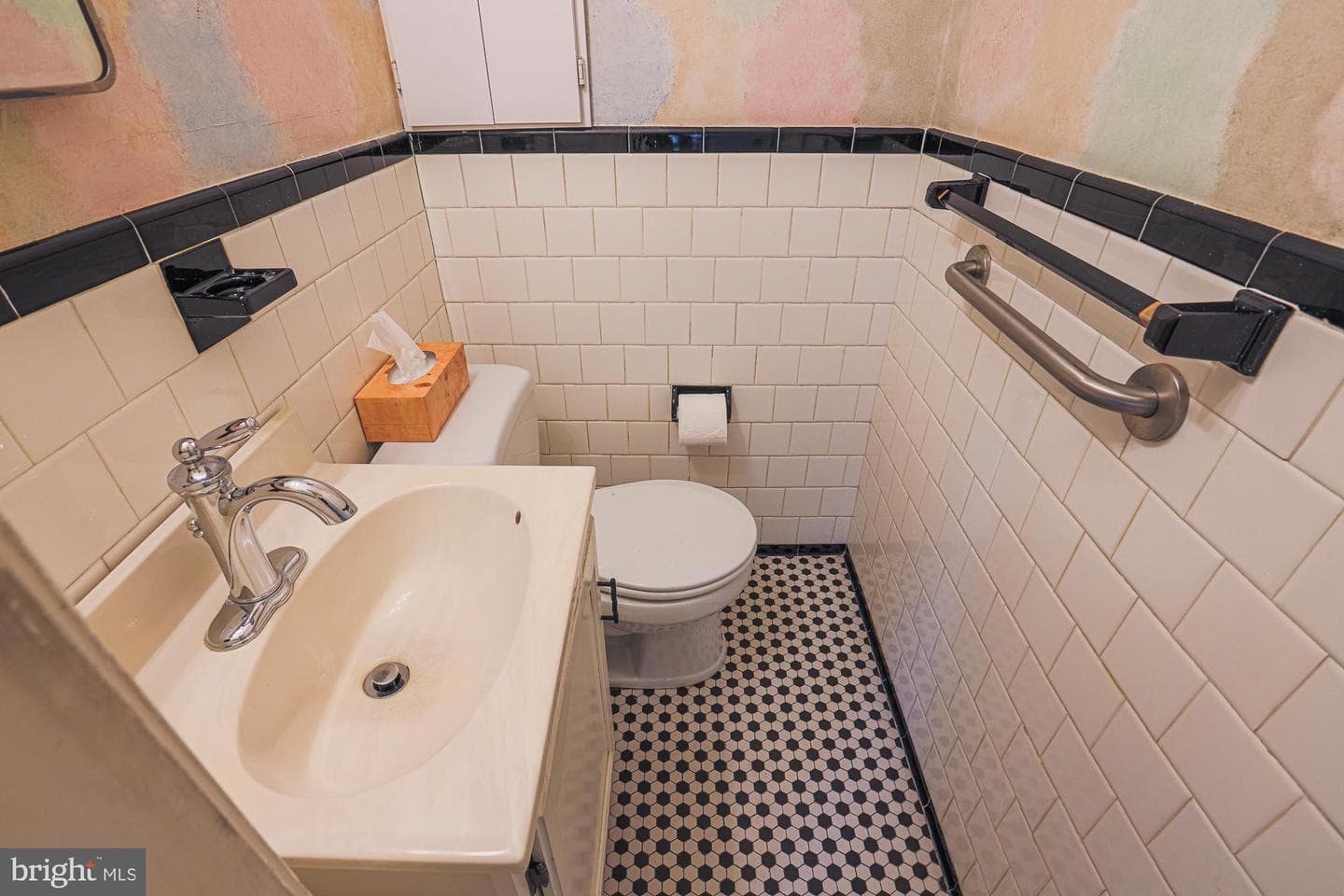 3106 Labyrinth Road photo 25