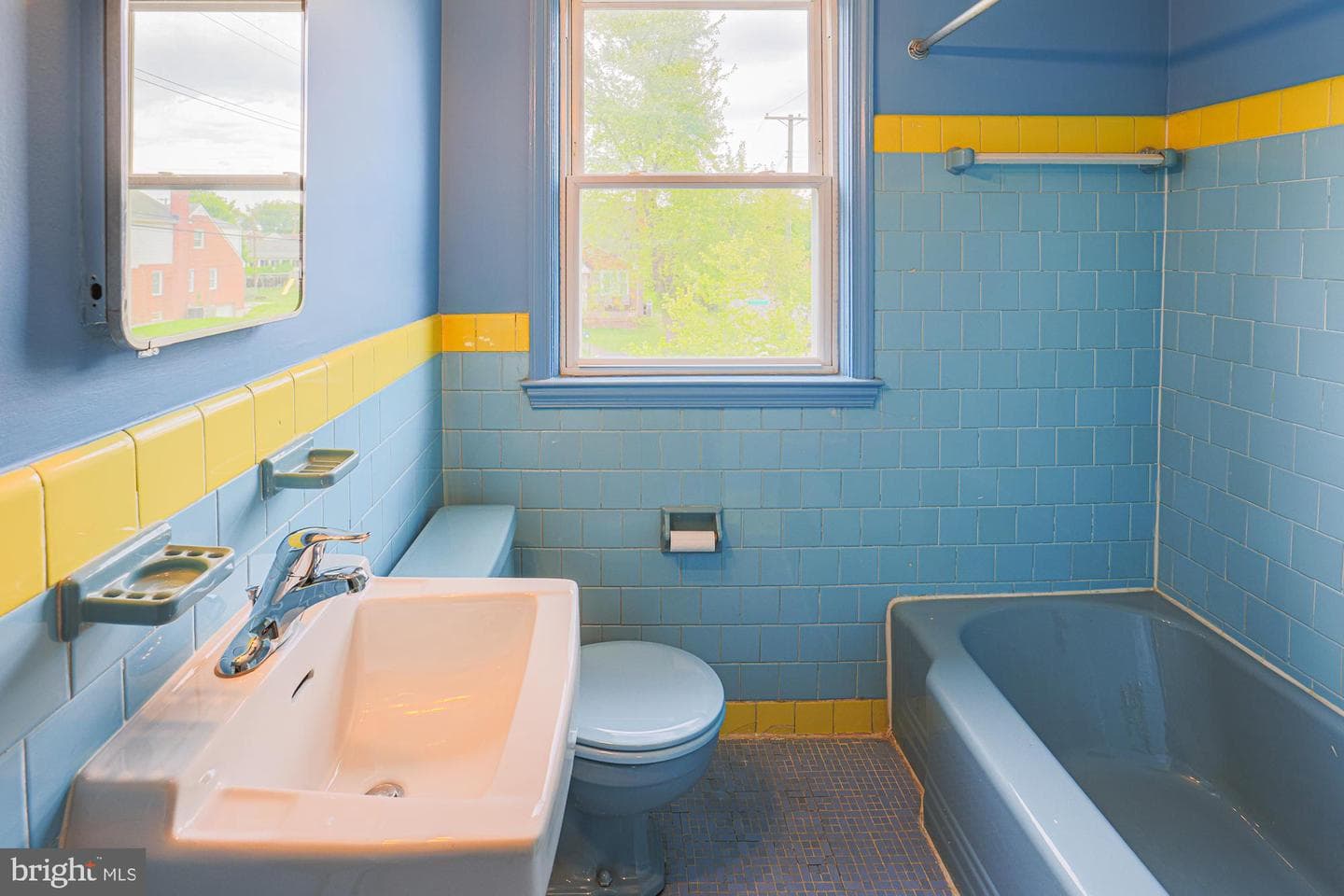 3106 Labyrinth Road photo 32
