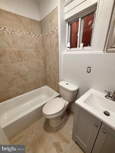 409 Poplar Grove St photo 11