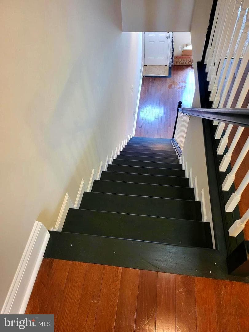 1403 N Bond Street photo 30