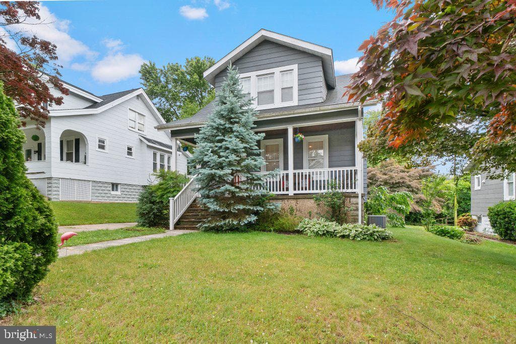 3013 Harview Avenue photo 2