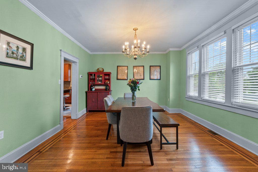 3013 Harview Avenue photo 9