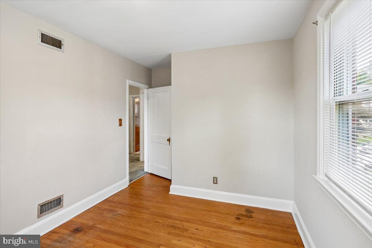 5108 Pembroke Avenue photo 28