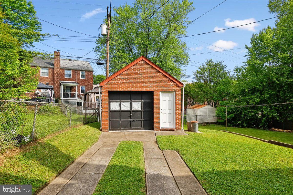 5108 Pembroke Avenue photo 4