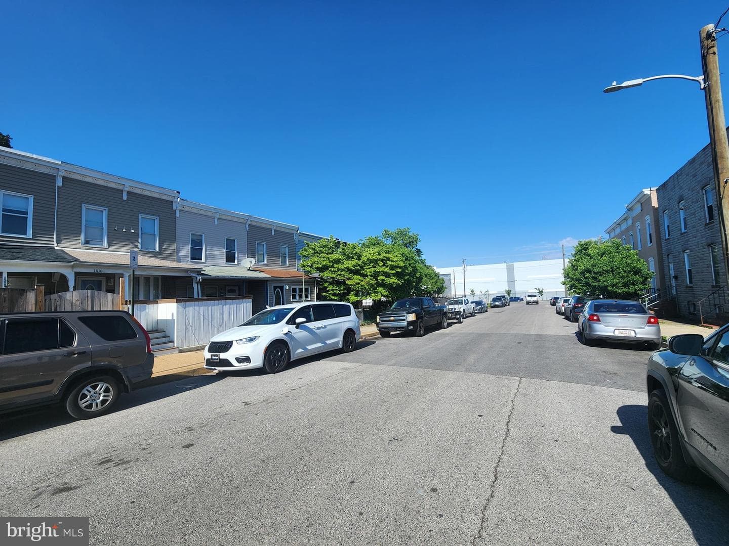 1612 Cypress photo 3