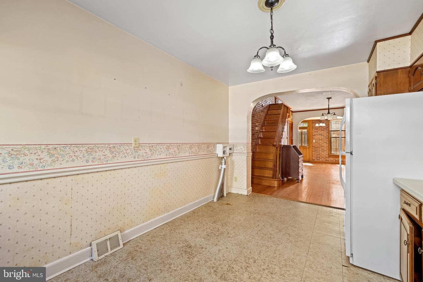 1414 Andre Street photo 10