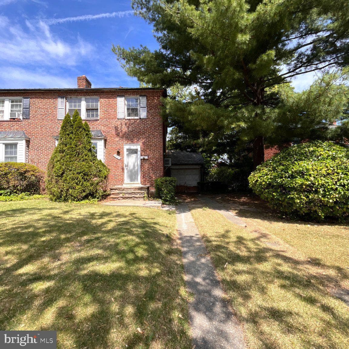 5906 Ayleshire Road