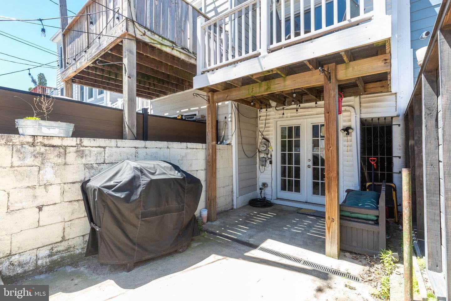 1217 S Clinton Street photo 42