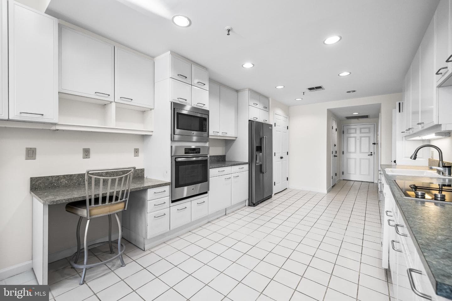 3801 Canterbury Road #712 photo 8