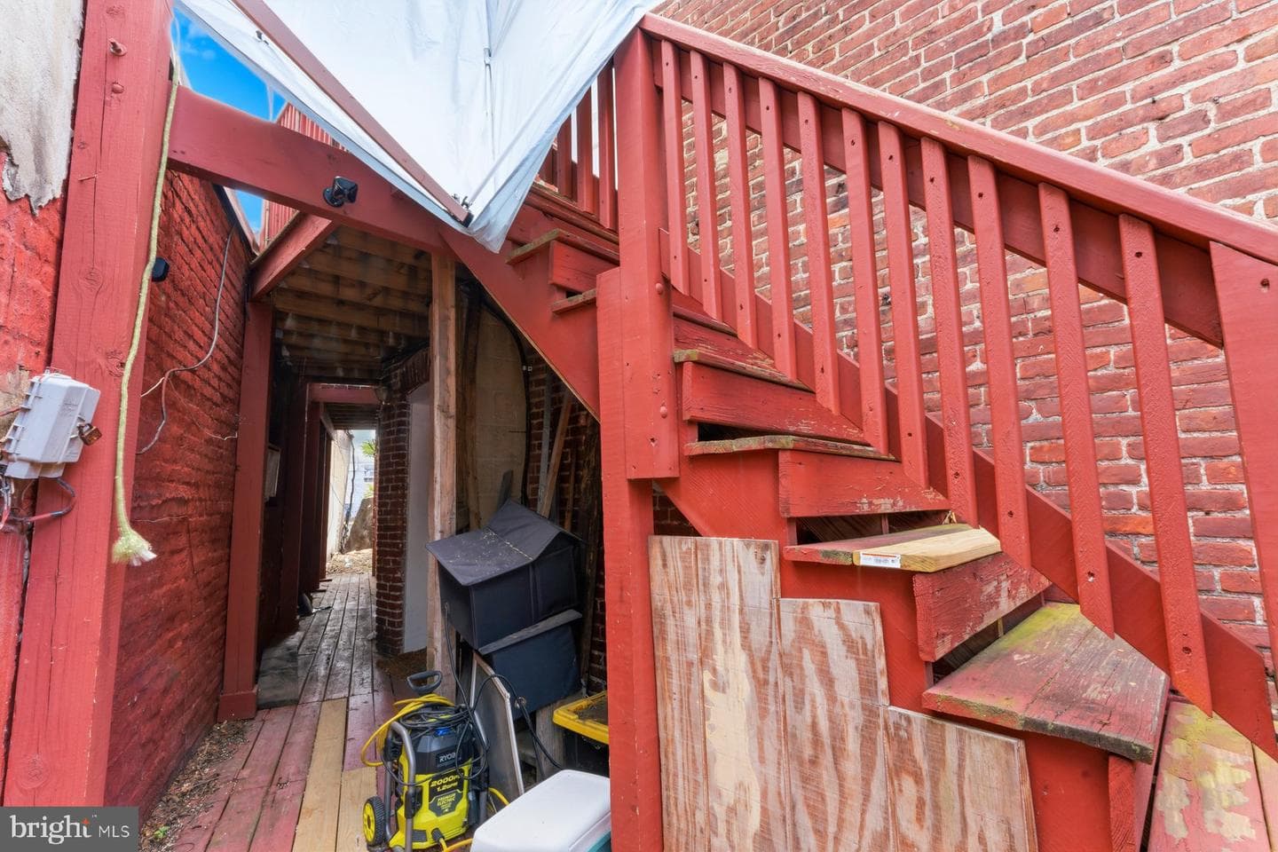 1101 Scott Street photo 5