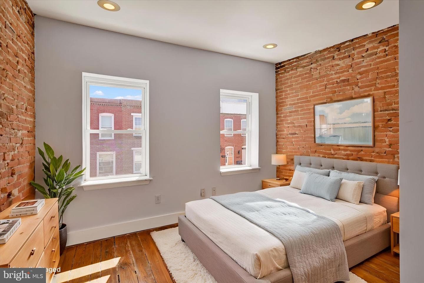 1610 Marshall Street photo 12